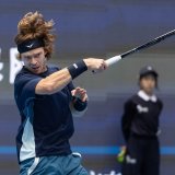 Le Russe Andrey Rublev sera l'une des têtes d'affiche de l'édition 2024 des Swiss Indoors. KEYSTONE/EPA/JESSICA LEE